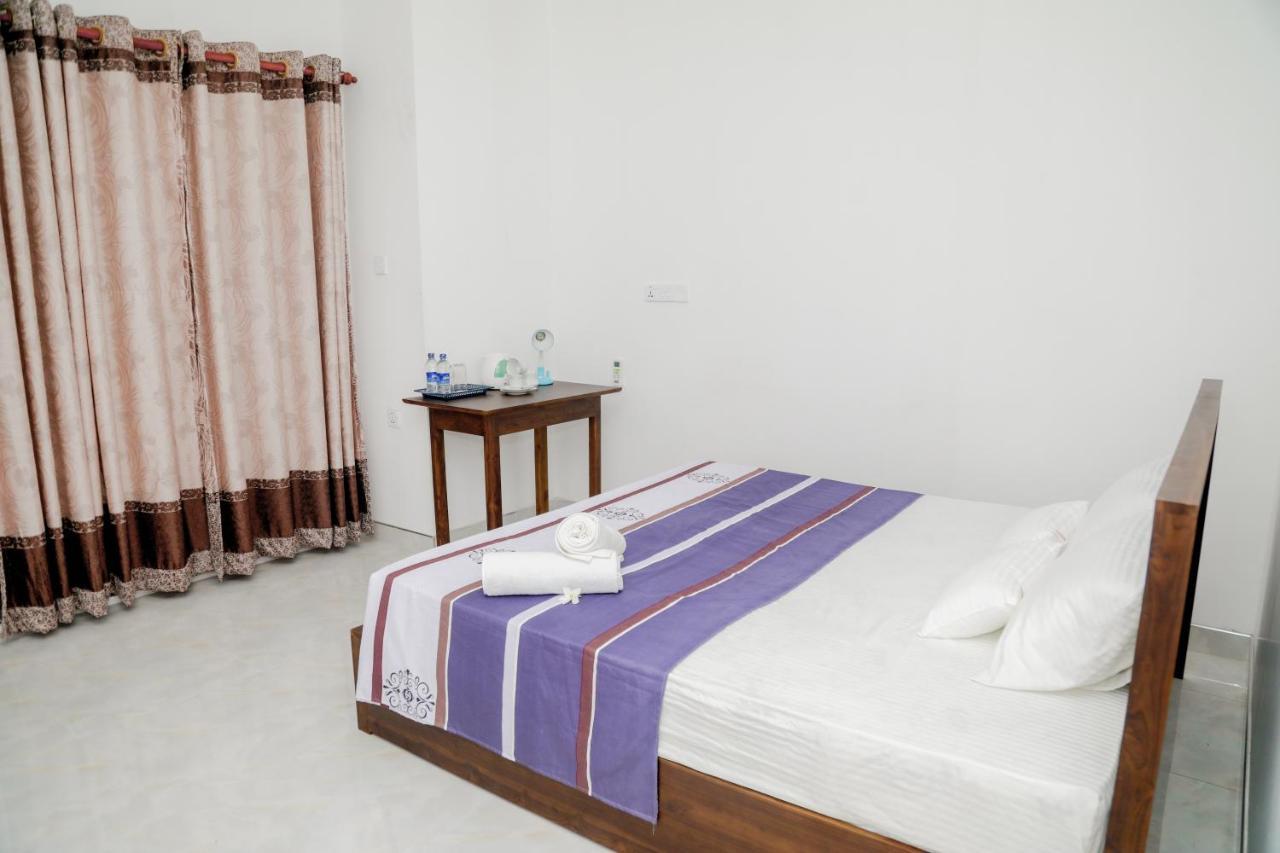 Araliya Lagoon Park Resort Negombo Luaran gambar