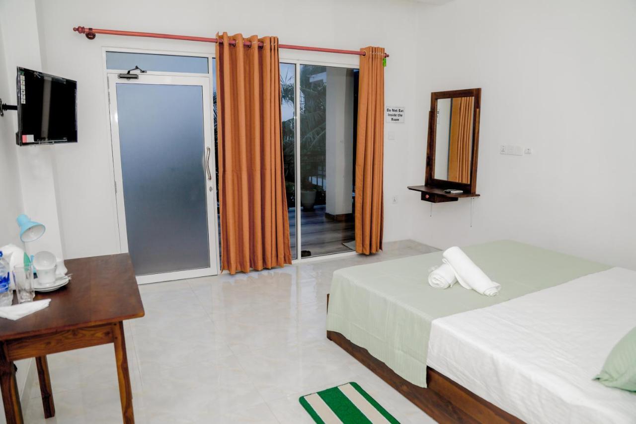 Araliya Lagoon Park Resort Negombo Luaran gambar