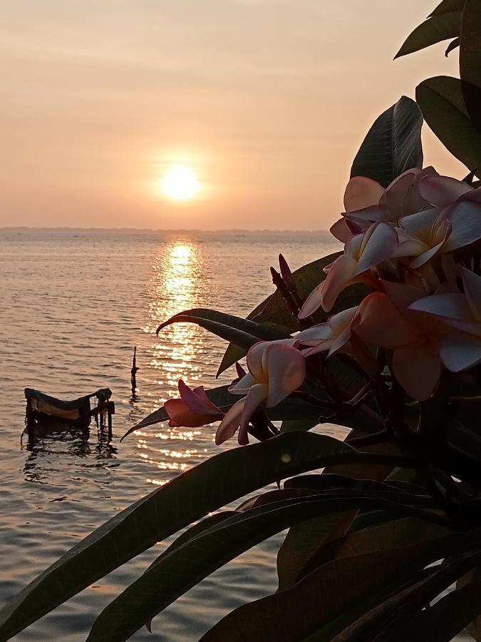 Araliya Lagoon Park Resort Negombo Luaran gambar